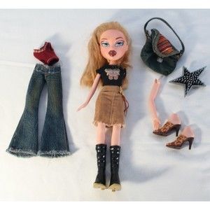 Bratz Cloe Doll Hippie Chic 2003 Rare Complete Original Outfits Broken Arm